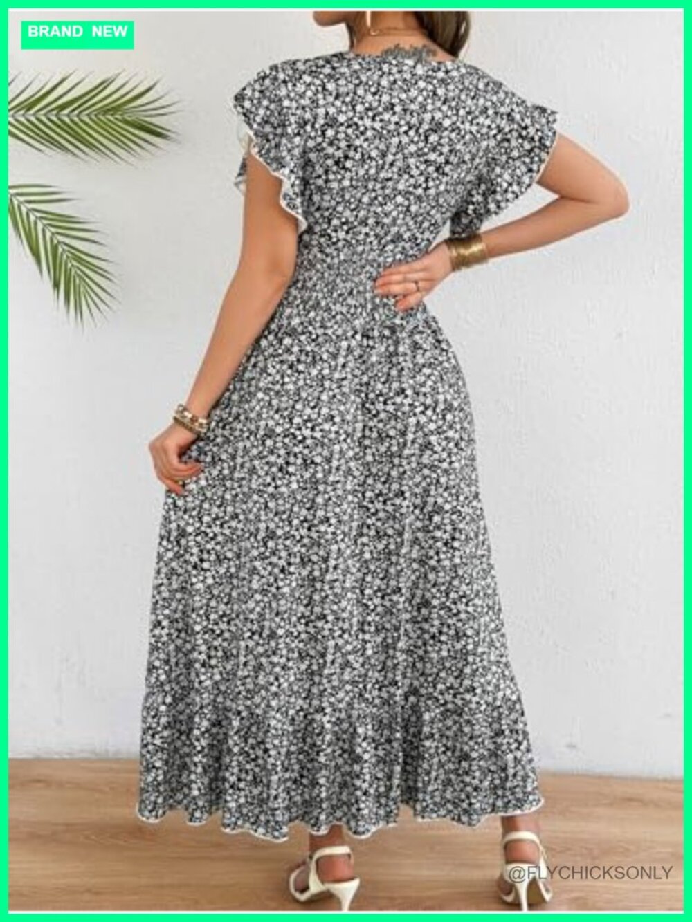 Flowy Floral Maxi Dress with Pockets - 95% Polyester 5% Spandex - Picture 2 of 6